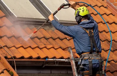 Démoussage et hydrofuge de toiture à Houdetot