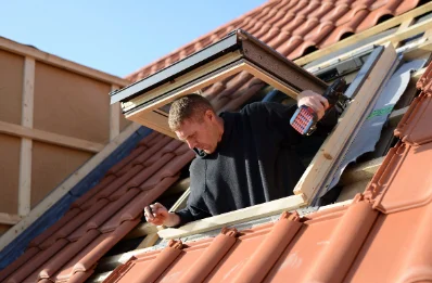 Pose de fenêtres de toit Velux à Houdetot